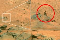 Mysterious objects on Mars